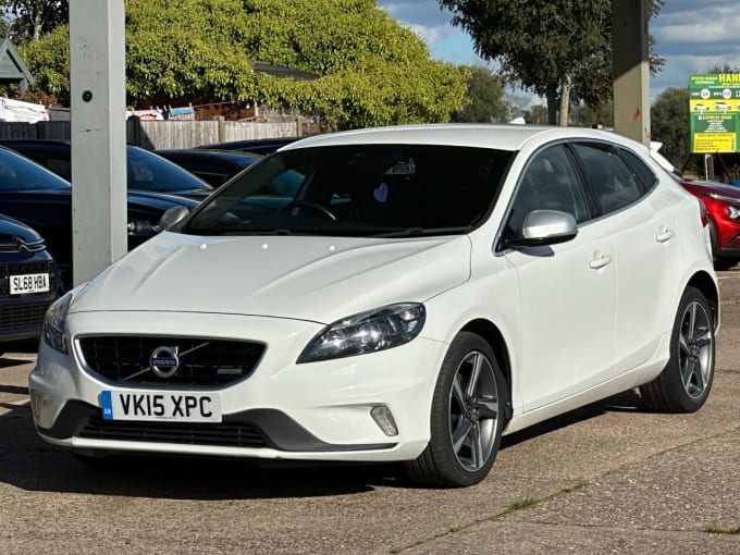 2015 Volvo V40