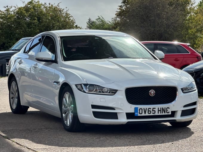 2025 Jaguar Xe