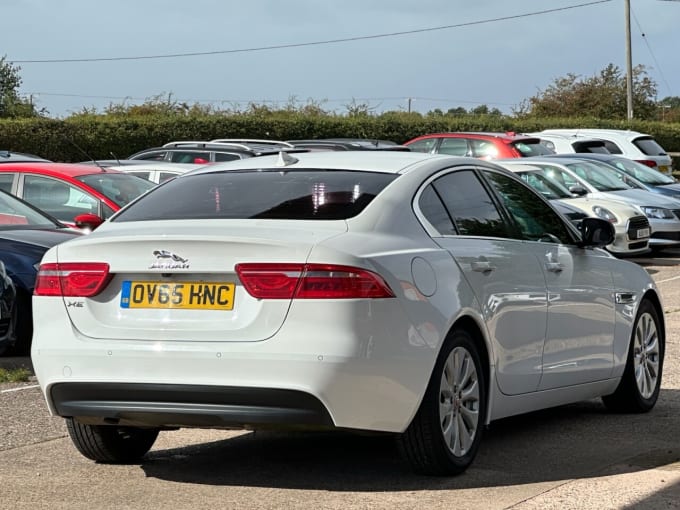 2025 Jaguar Xe