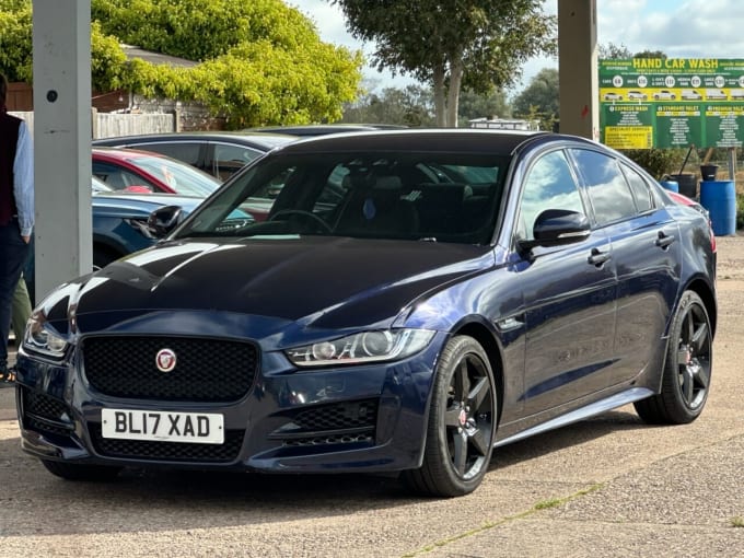 2025 Jaguar Xe