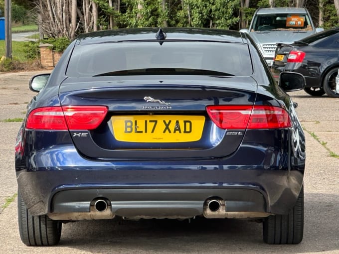 2025 Jaguar Xe