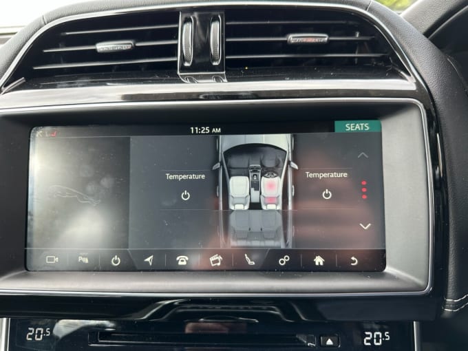 2025 Jaguar Xe