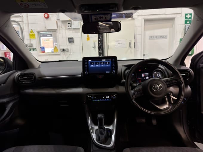 2025 Toyota Yaris