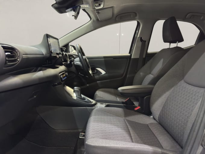 2025 Toyota Yaris