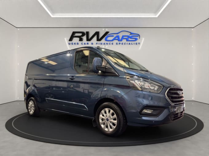 2025 Ford Transit Custom