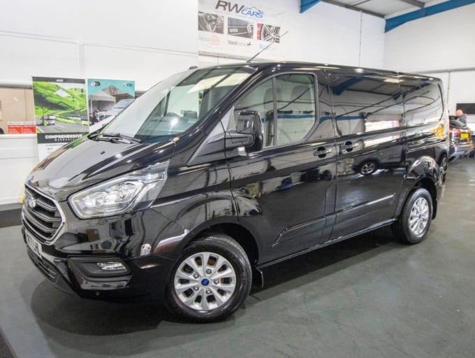 2024 Ford Transit Custom