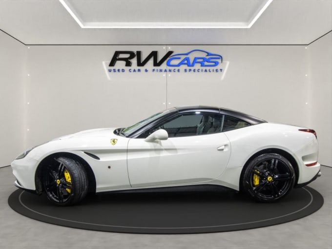 2025 Ferrari California T