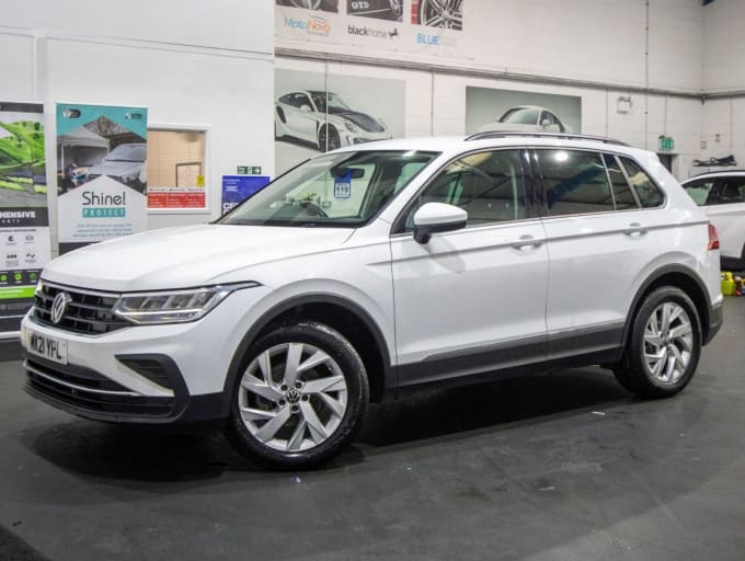 2025 Volkswagen Tiguan