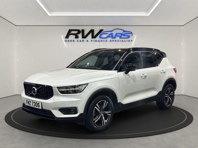 2025 Volvo Xc40