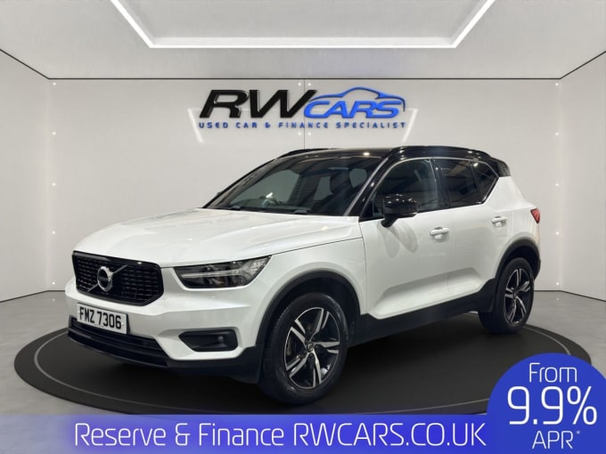 2025 Volvo Xc40