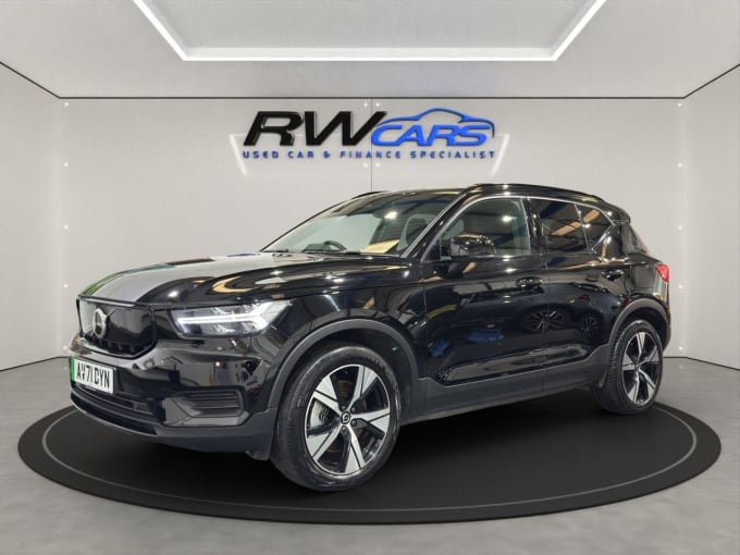 2025 Volvo Xc40