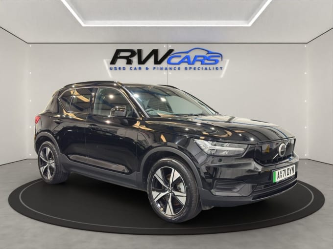 2025 Volvo Xc40