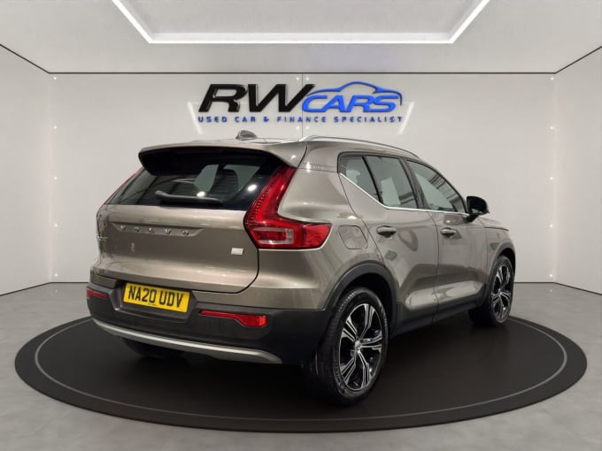 2025 Volvo Xc40