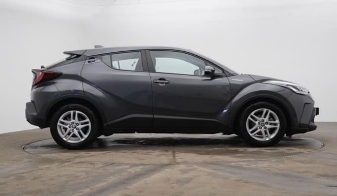 2025 Toyota C-hr