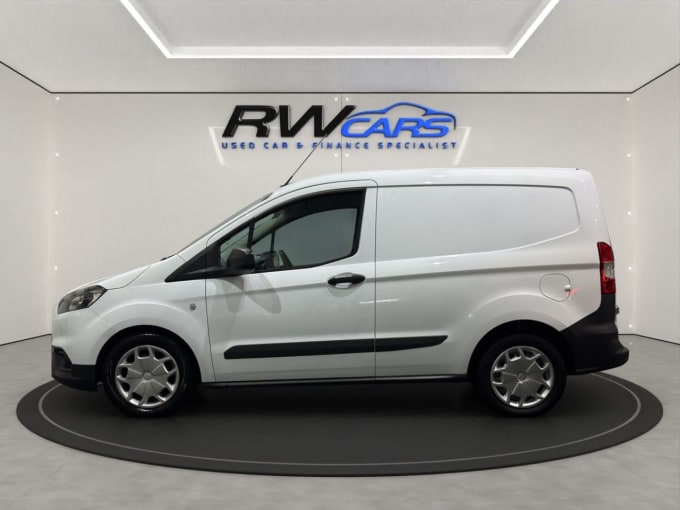 2025 Ford Transit Courier