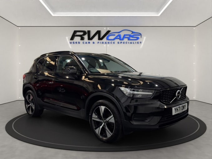 2025 Volvo Xc40