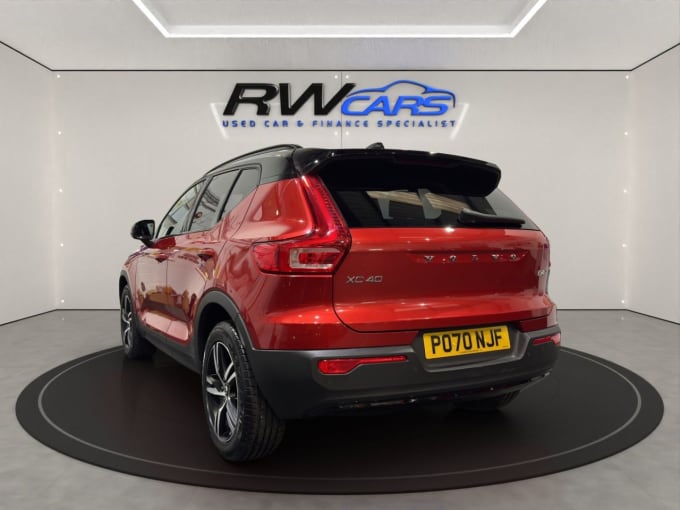 2025 Volvo Xc40