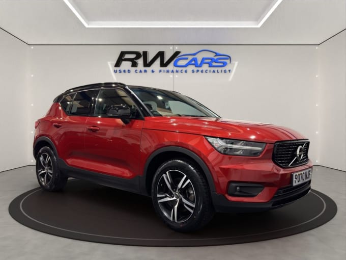 2025 Volvo Xc40