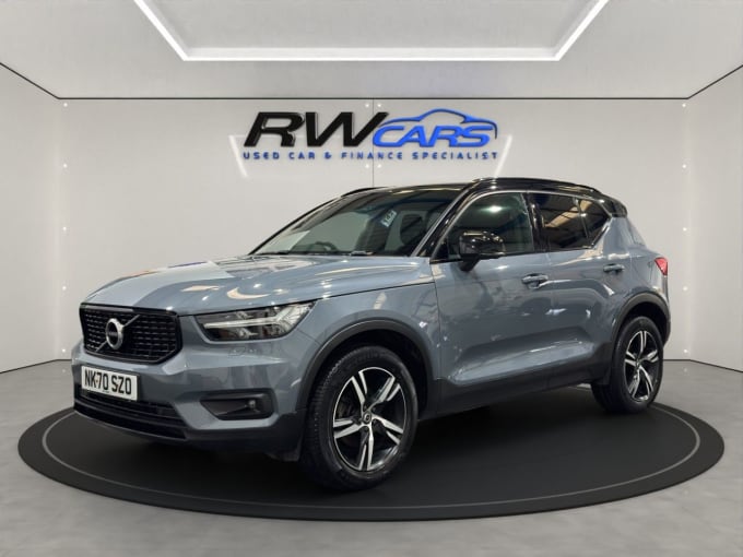 2025 Volvo Xc40