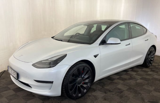 2025 Tesla Model 3