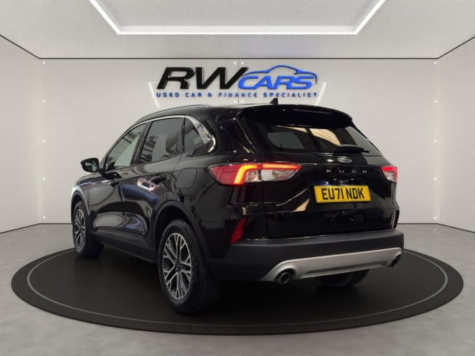 2025 Ford Kuga