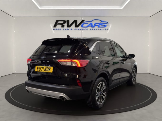 2025 Ford Kuga