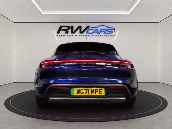 2025 Porsche Taycan