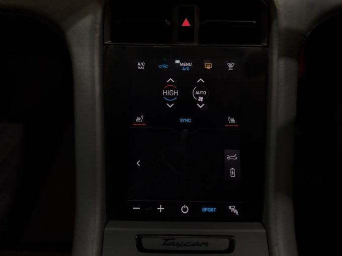 2025 Porsche Taycan