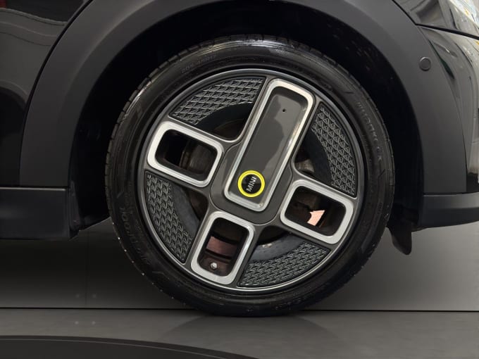 2025 Mini Electric Hatch