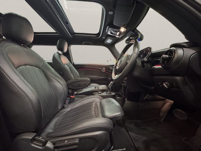 2025 Mini Electric Hatch