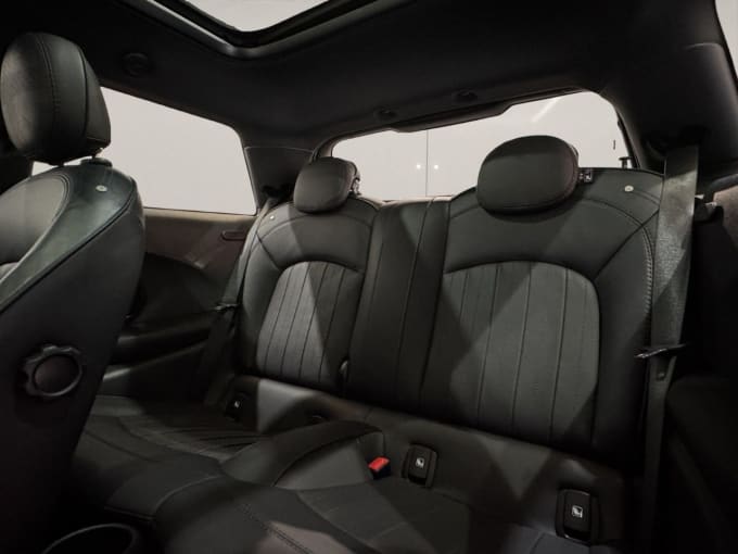 2025 Mini Electric Hatch