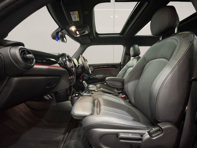 2025 Mini Electric Hatch