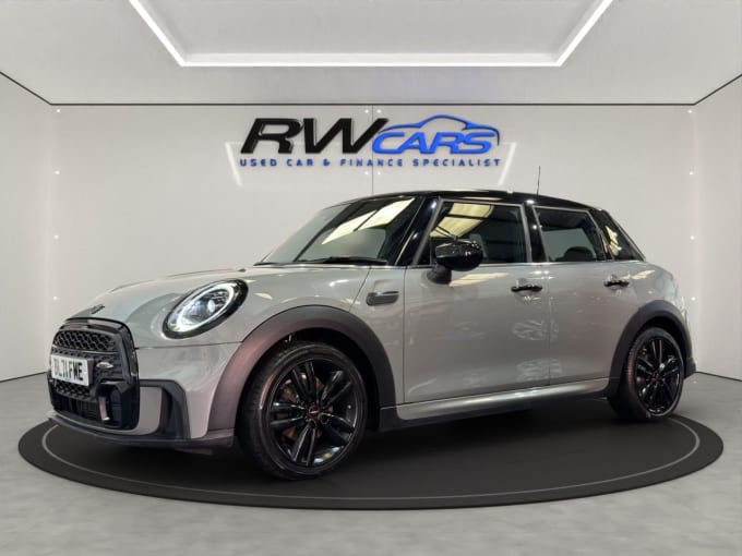 2025 Mini Hatch