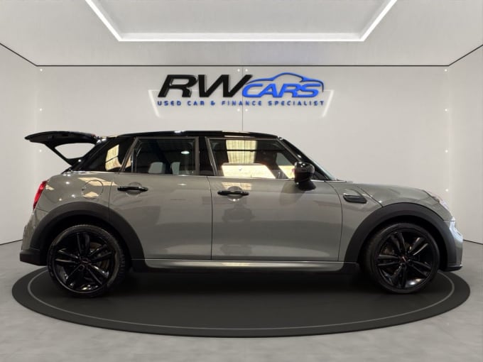 2025 Mini Hatch