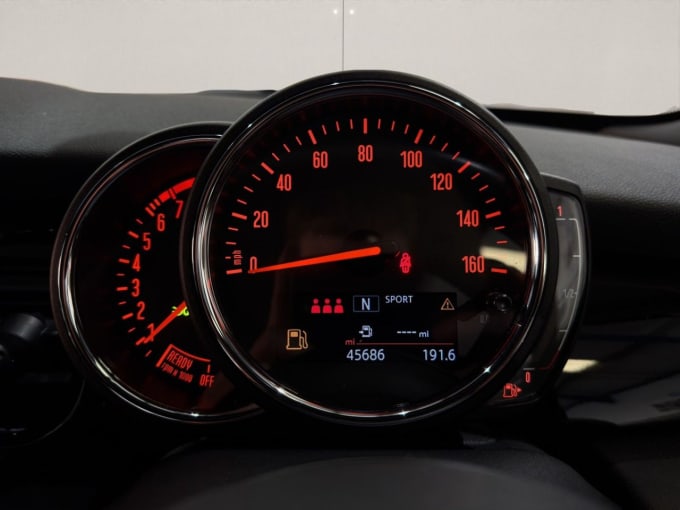 2025 Mini Hatch