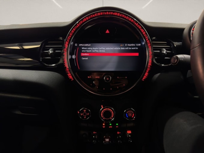 2025 Mini Hatch