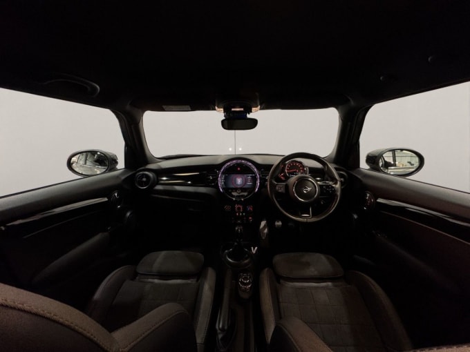 2025 Mini Hatch