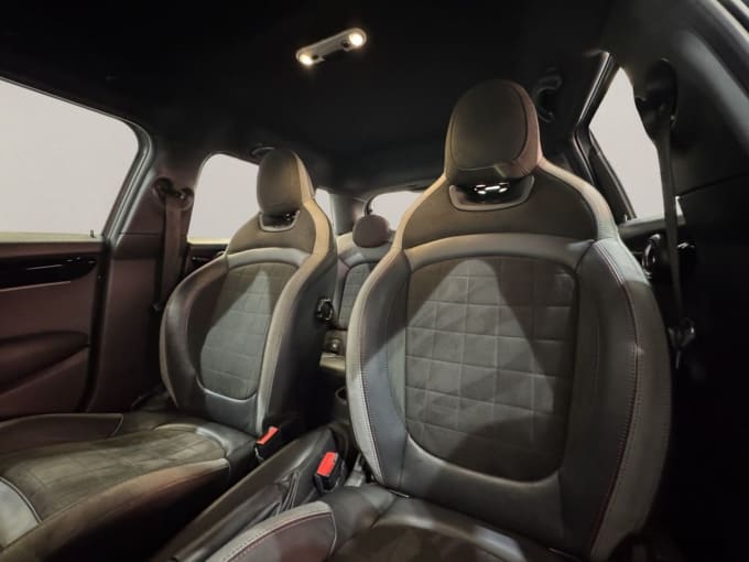 2025 Mini Hatch