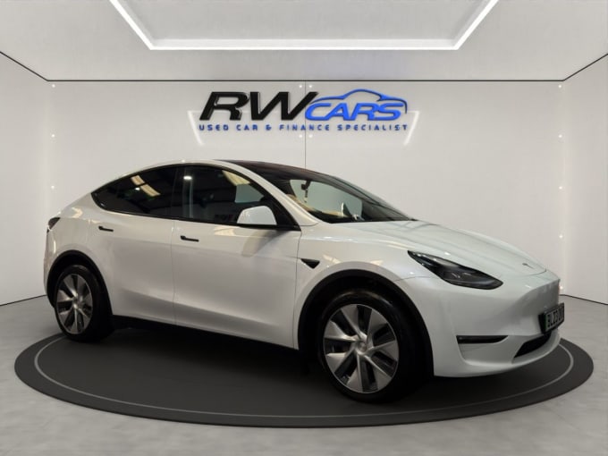 2025 Tesla Model Y
