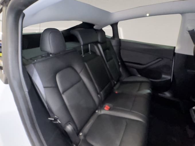 2025 Tesla Model Y