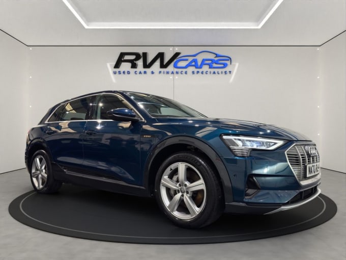 2025 Audi E-tron