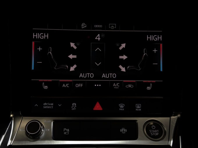 2025 Audi E-tron