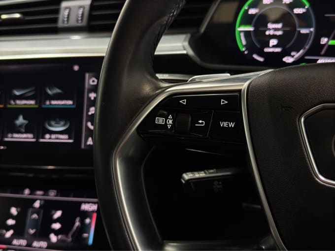 2025 Audi E-tron