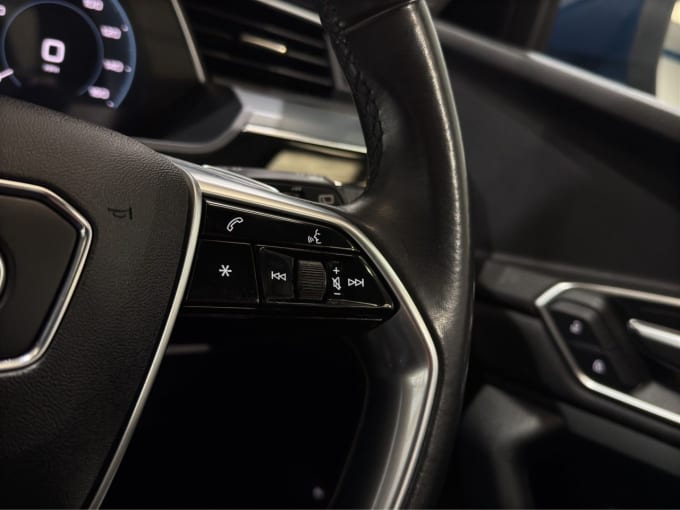 2025 Audi E-tron