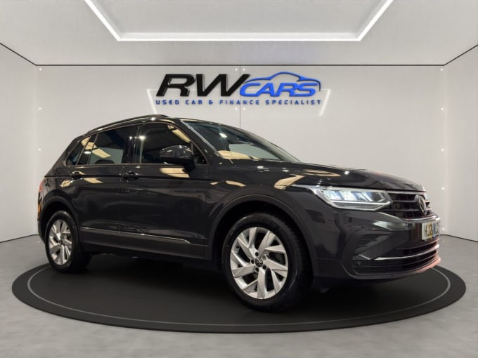 2025 Volkswagen Tiguan