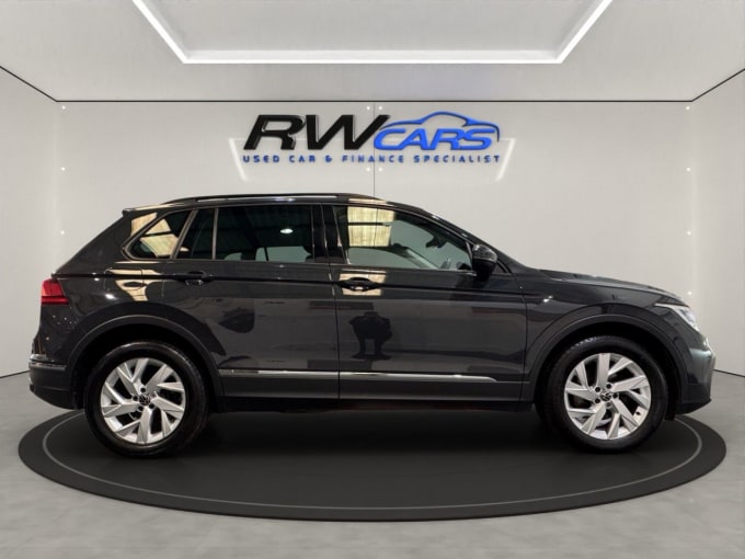 2025 Volkswagen Tiguan