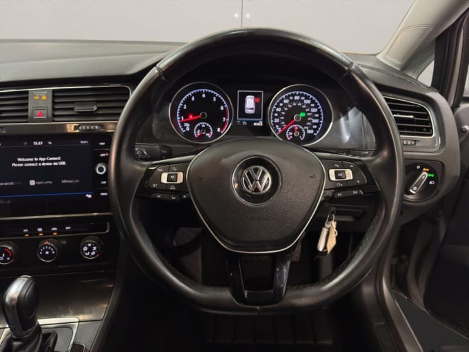 2025 Volkswagen Golf