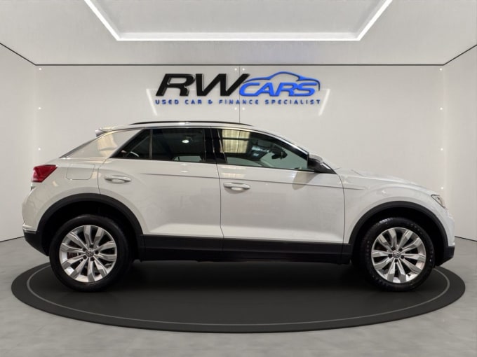 2025 Volkswagen T-roc
