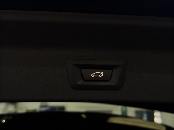 2025 BMW Ix3