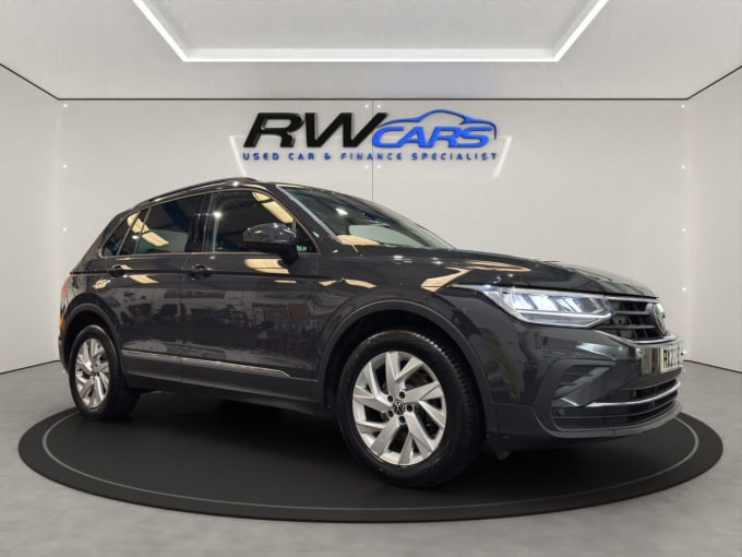 2025 Volkswagen Tiguan
